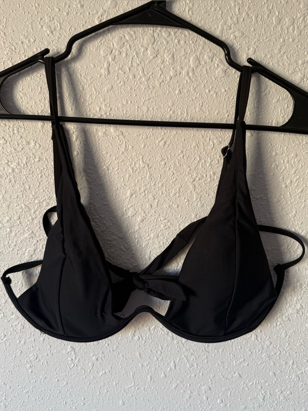 Cupshe Underwire Tie Plunge Bikini Top